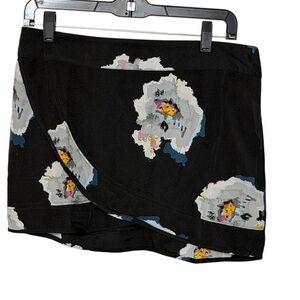 Tavik Abstract Print Wrap Mini Skirt Size M NWT Asymmetrical Hem